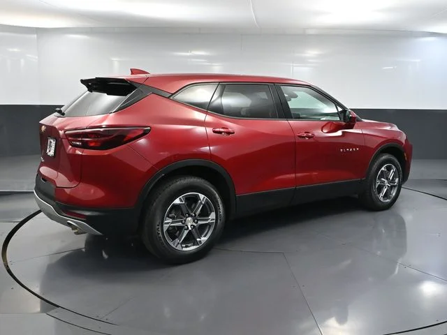 Certified Used 2025 Red Chevrolet LT image 5