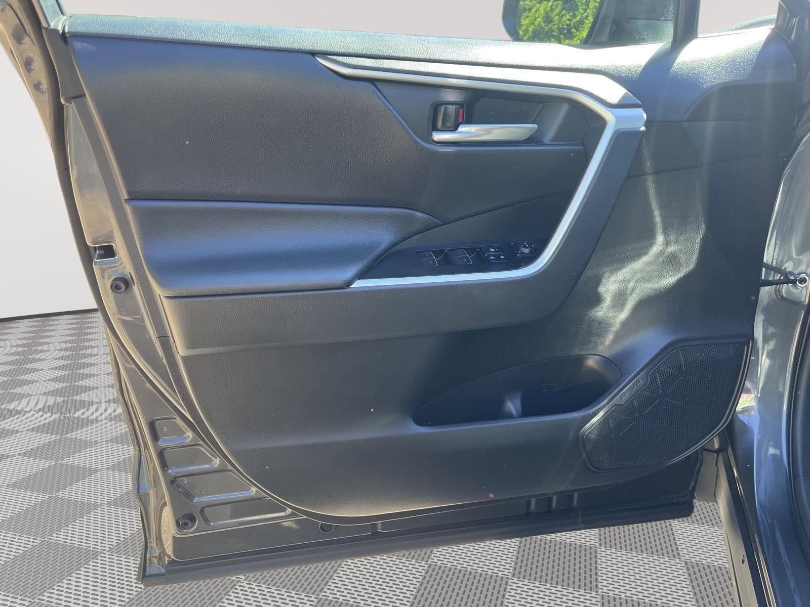 Used 2025 Magnetic Gray Metallic Toyota XLE image 18