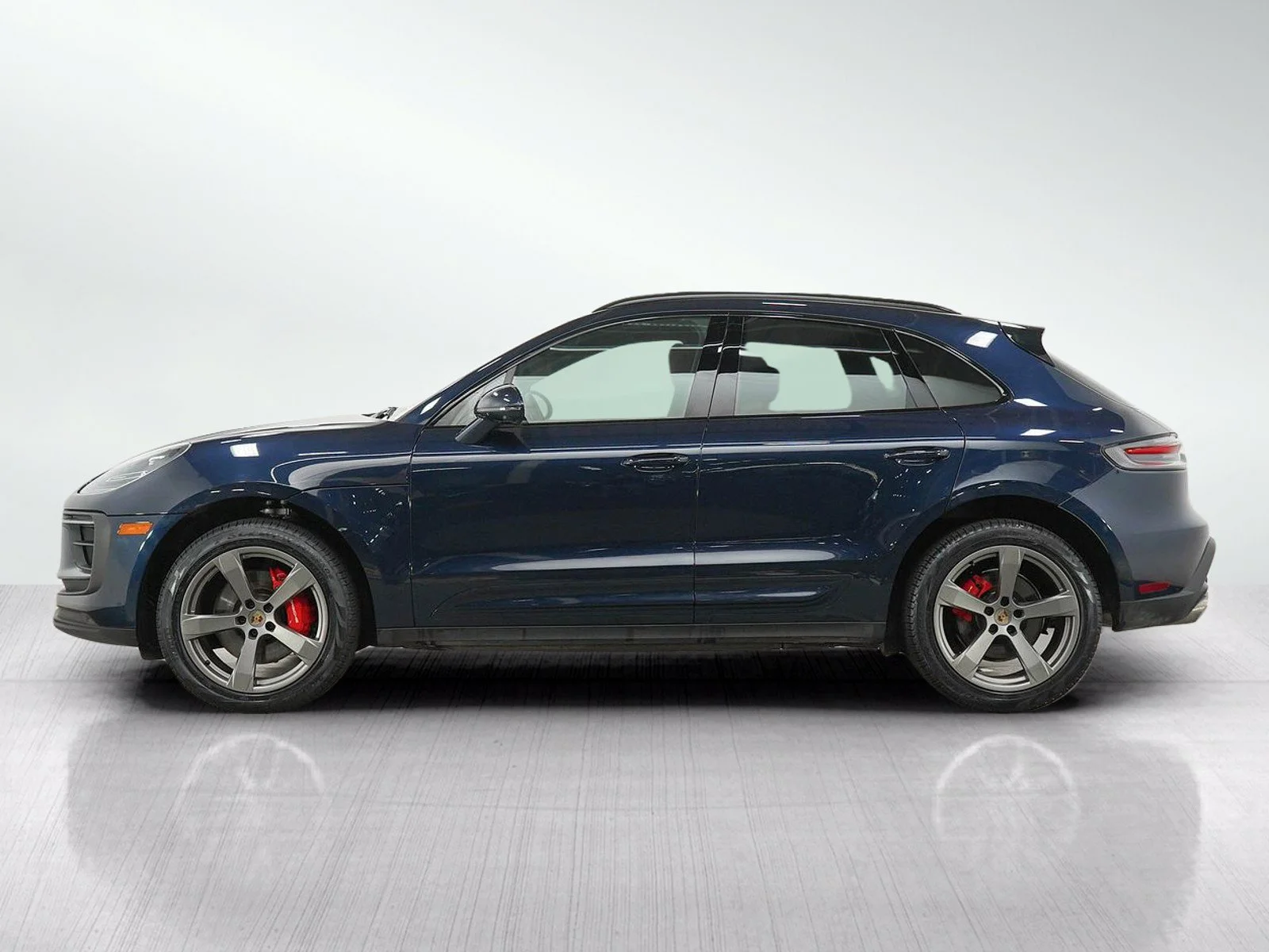 Used 2023 Porsche Macan S with VIN WP1AG2A53PLB37592 for sale in Burnsville, Minnesota