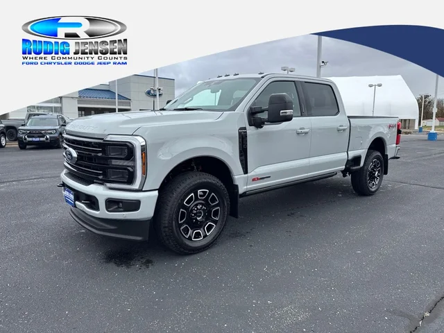 2026 Ford Super Duty F-350® Platinum®