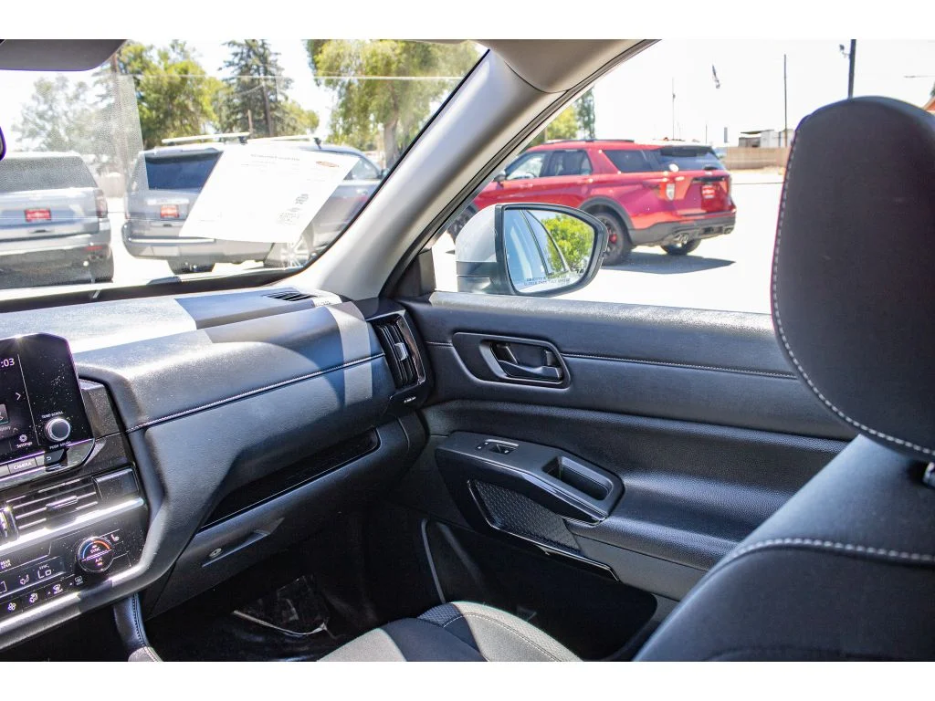 Used 2024 Brilliant Silver Metallic Nissan SV image 25
