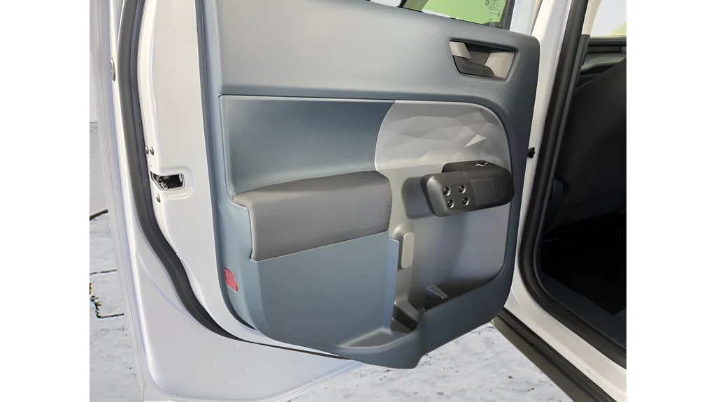 Used 2026 White Ford XL image 11
