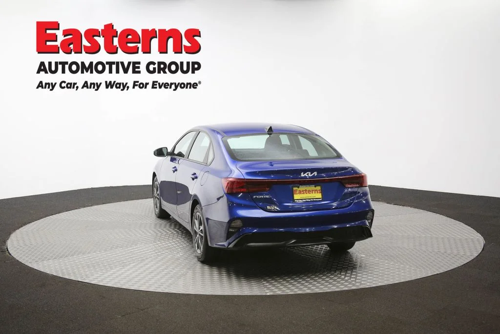 Used 2022 Blue Kia LXS image 35