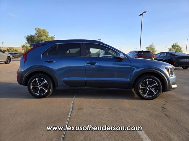Used 2024 Blue Kia EX image 7
