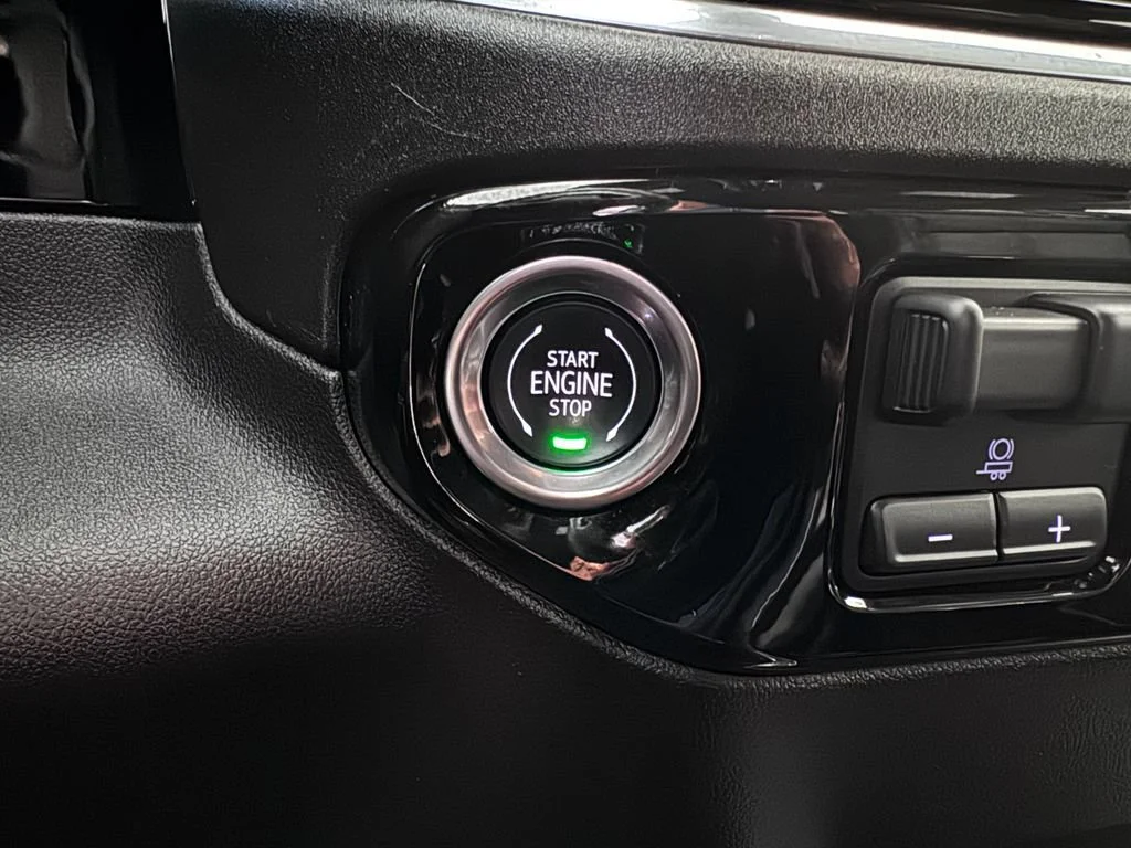 Certified Used 2025 Black Chevrolet High Country image 23