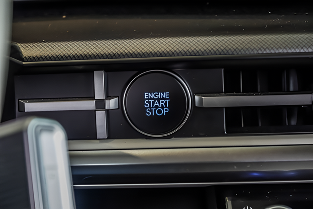 2025 Hyundai Santa Fe SEL - Photo 20