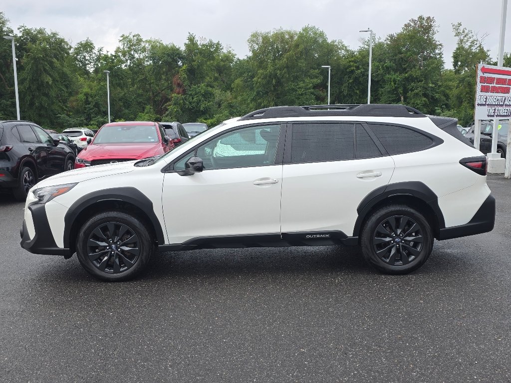 Used 2024 Crystal White Pearl Subaru Onyx Edition image 12