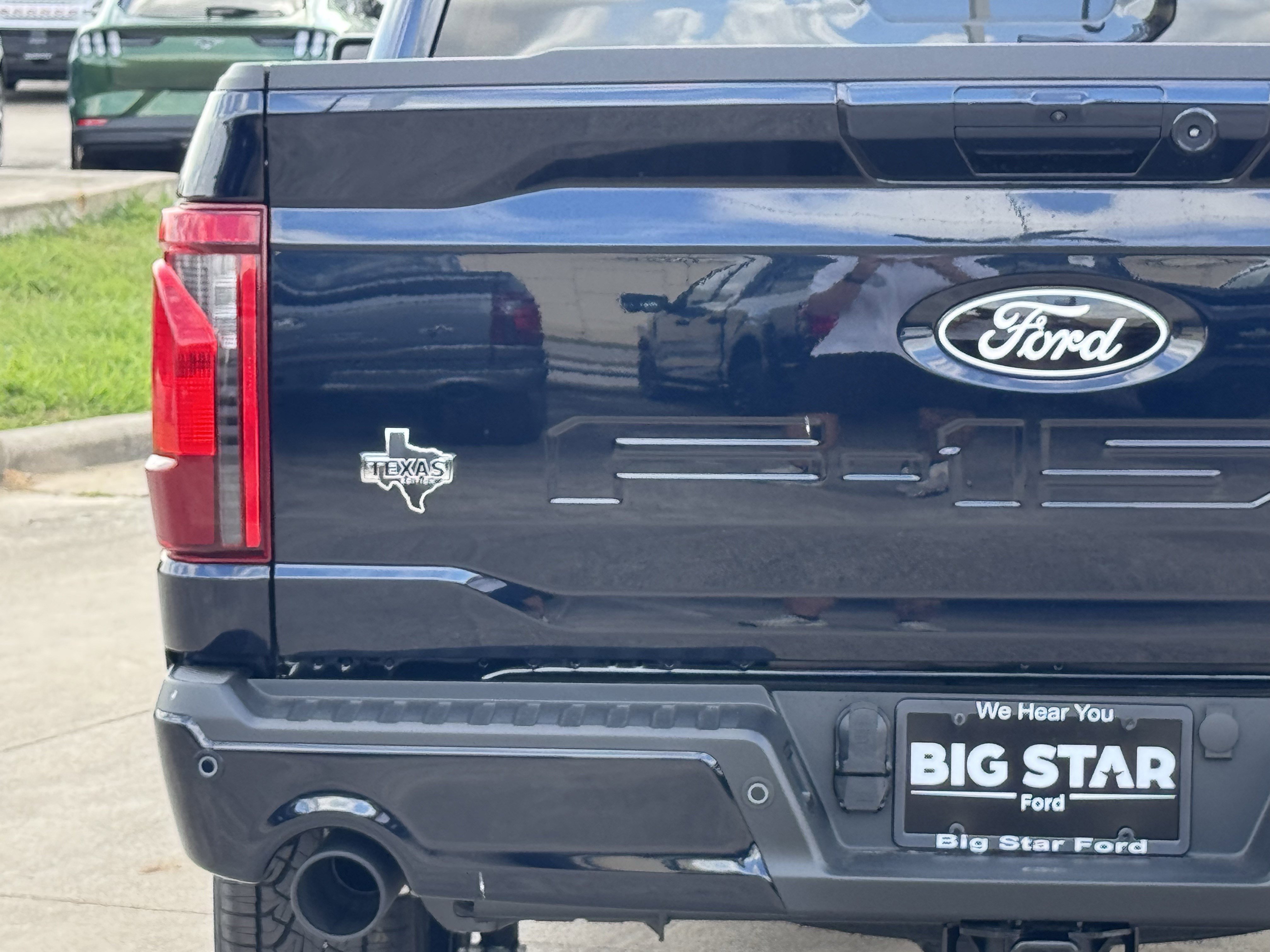 New 2026 Antimatter Blue Metallic Ford XLT image 10