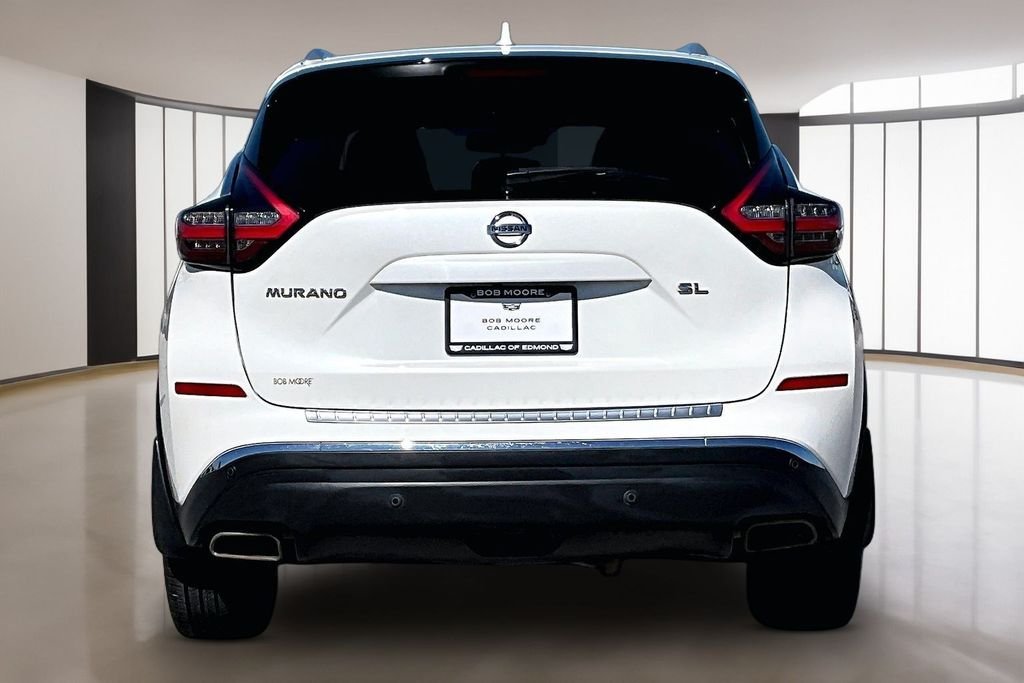 Used 2021 White Nissan SL image 4