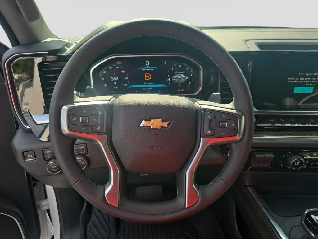 New 2026 Summit White Chevrolet LT image 17