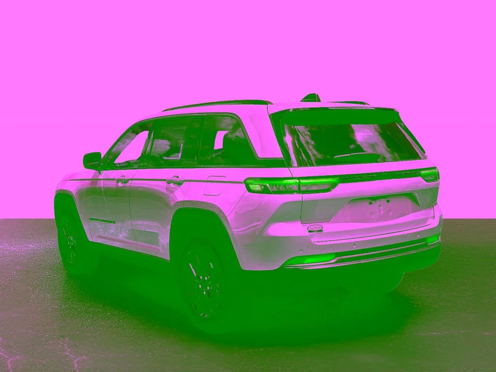 New 2026 Silver Zynith Exterior Paint Jeep Altitude image 12