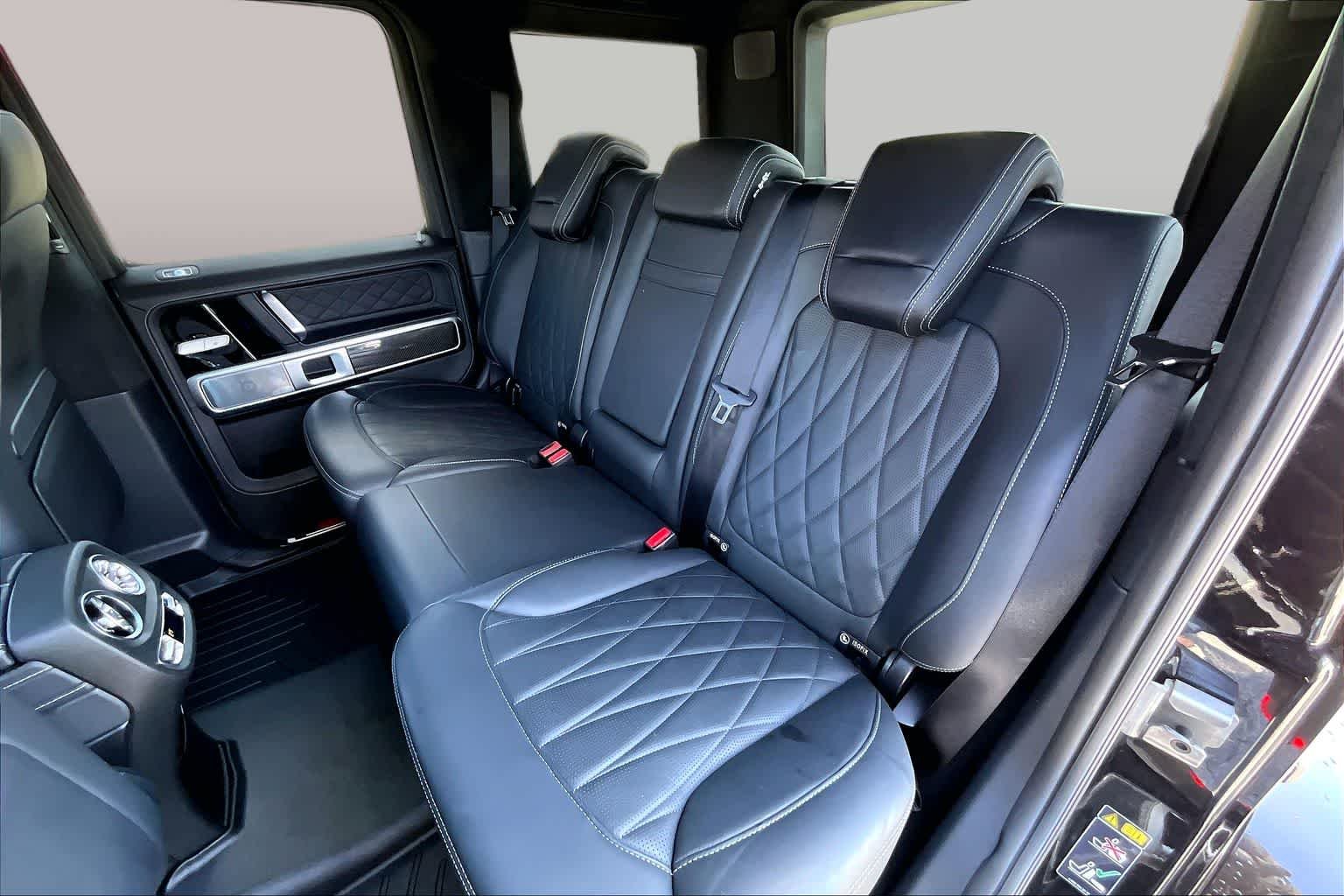Used 2022 Obsidian Black Metallic Mercedes-Benz G 550 image 21