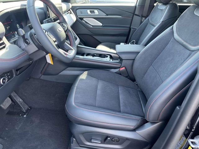 New 2026 Agate Black Metallic Ford ST image 10