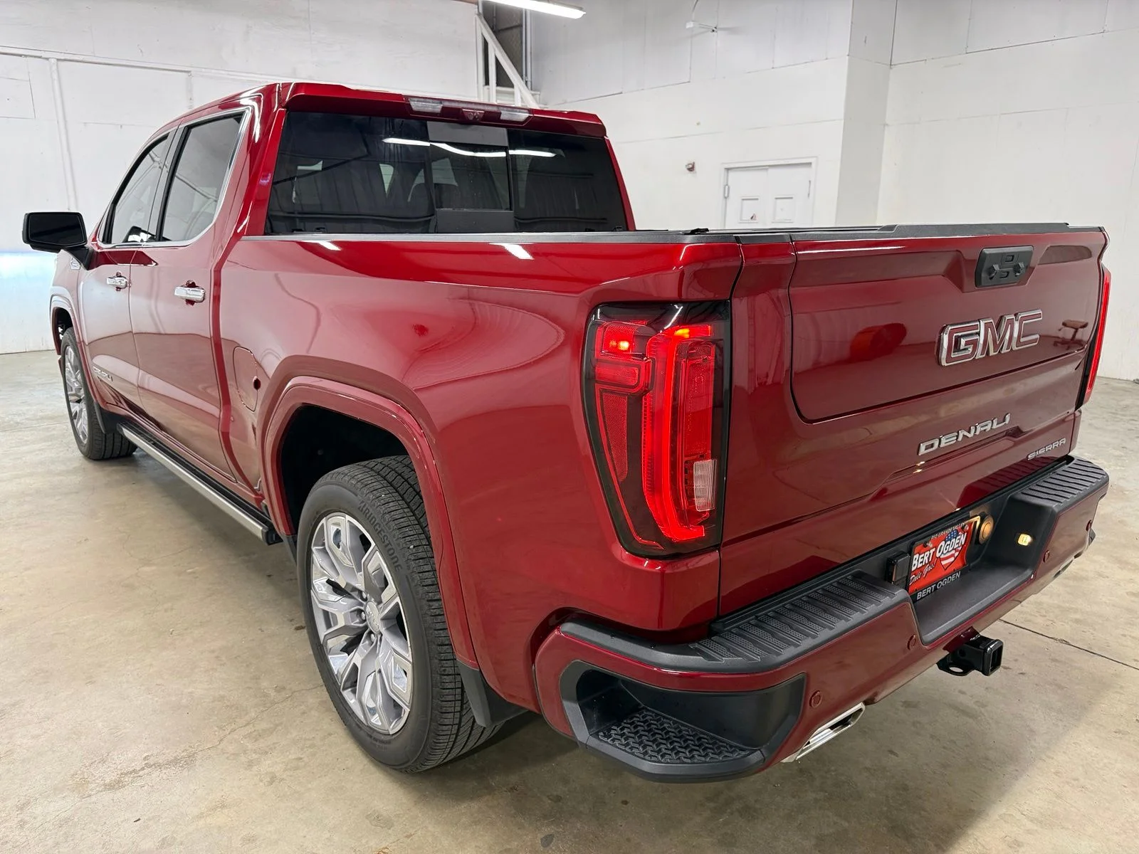 Used 2024 Red GMC Denali image 10