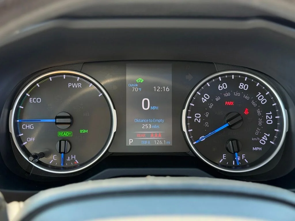 Used 2019 Gray Toyota XLE image 14