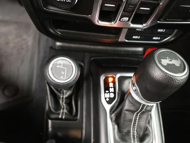Used 2022 Gray Jeep Unlimited Sahara image 40