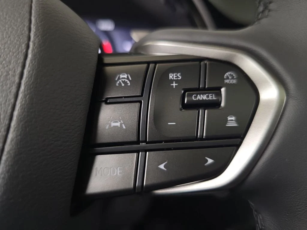 New 2026 Iridium Lexus PREMIUM image 18