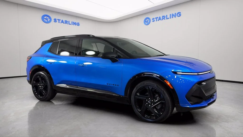 Used 2025 Riptide Blue Metallic Chevrolet RS image 13