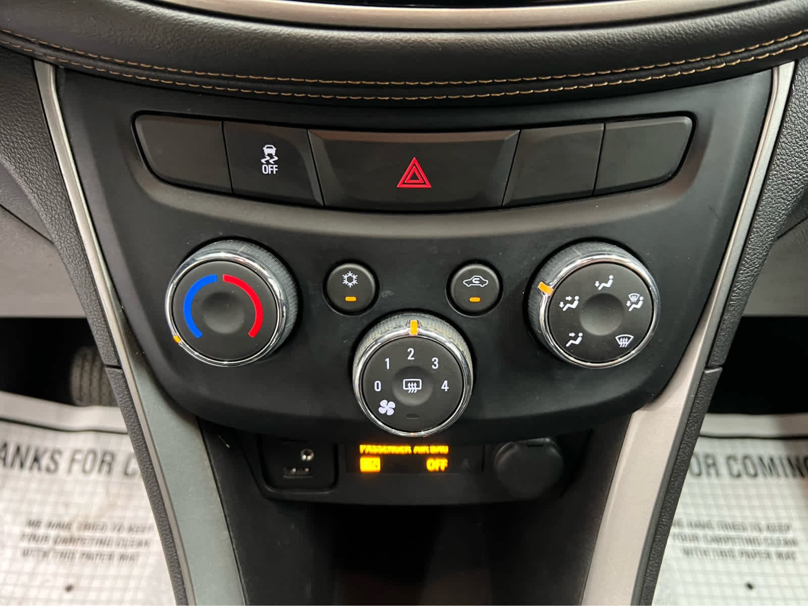 Used 2019 Summit White Chevrolet LT image 21