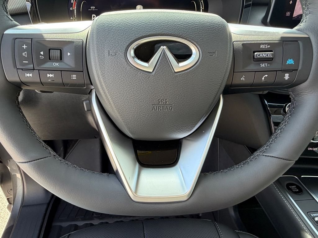 New 2027 GRAPHITE SHADOW INFINITI Luxe FWD image 23