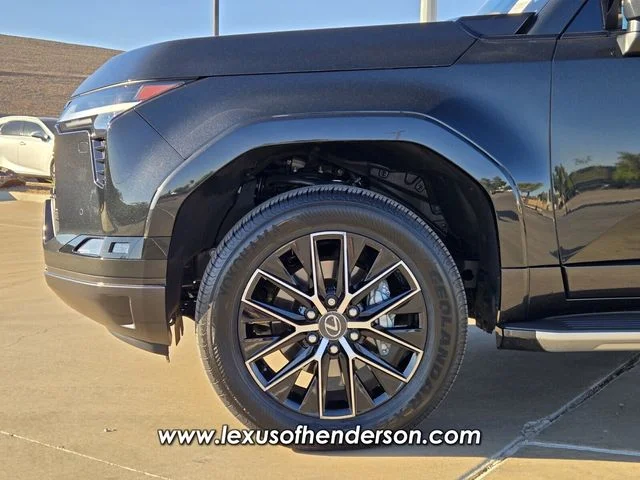 Used 2025 Black Lexus 550 Premium+ image 10