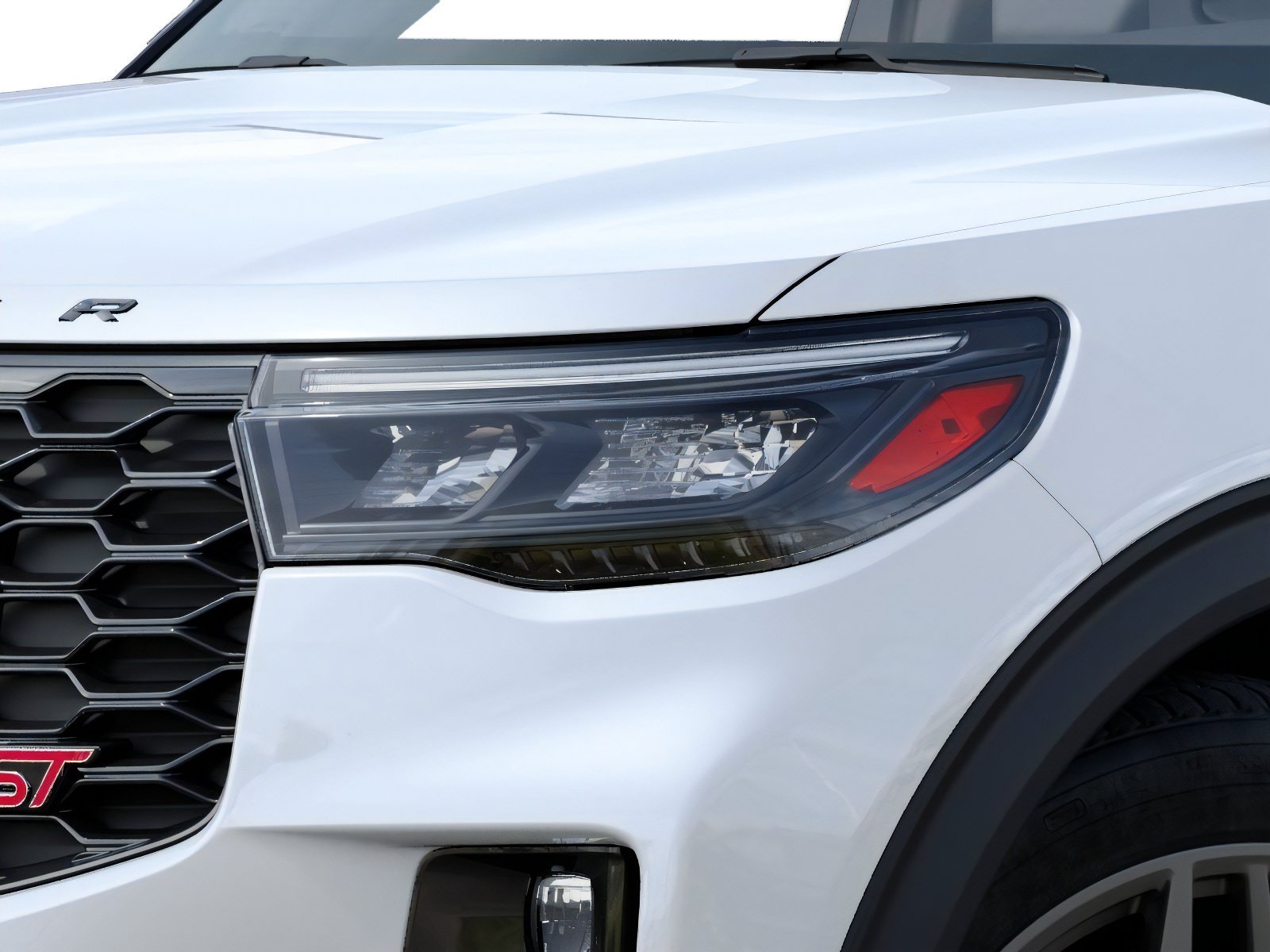 New 2027 Star White Metallic Tri-Coat Ford ST image 18