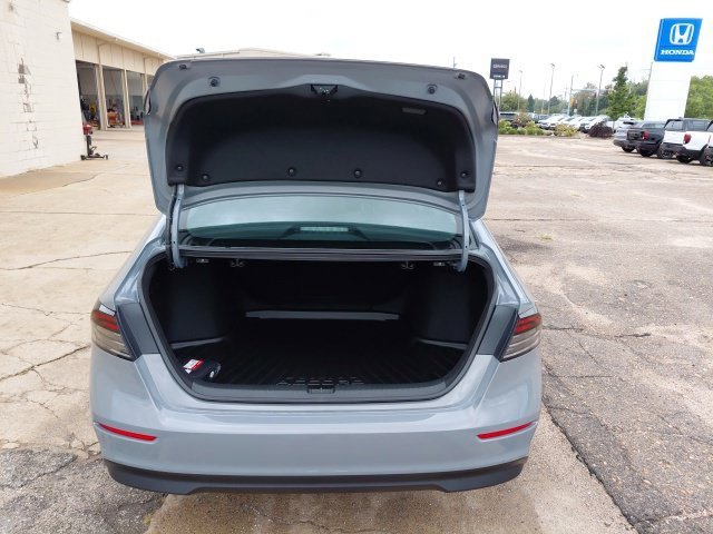 New 2026 Urban Gray Pearl Honda SE image 30