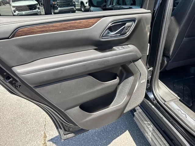 Used 2021 BLACK Chevrolet High Country image 19