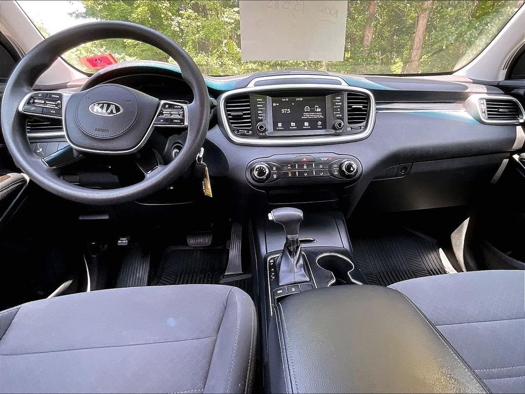 Used 2020 Silver Kia LX image 21