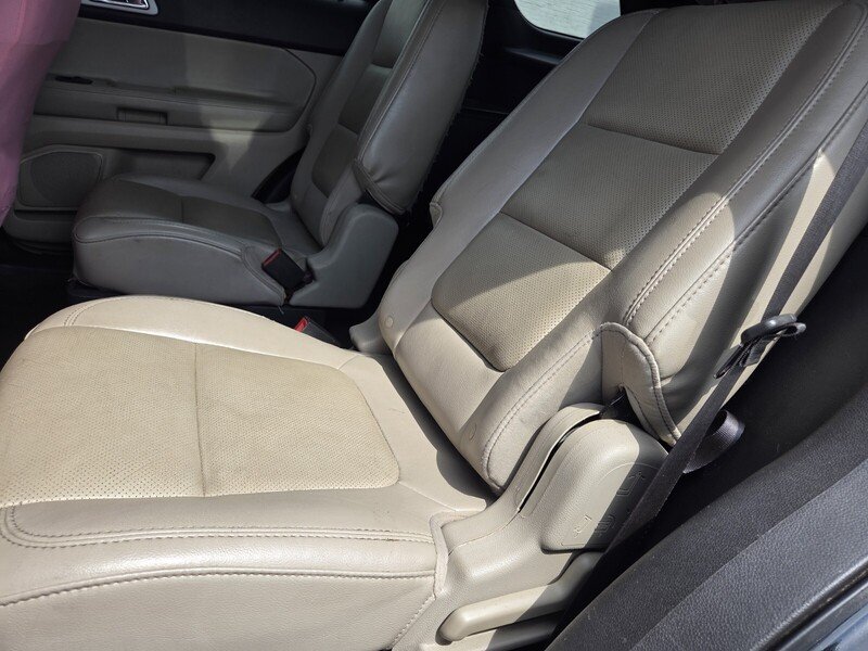 Used 2014 Black Ford Limited image 20