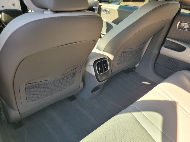 Certified Used 2023 Silver Hyundai SEL image 14