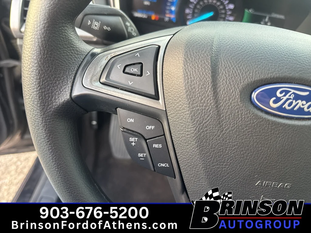 Used 2020 Agate Black Metallic Ford SE image 18