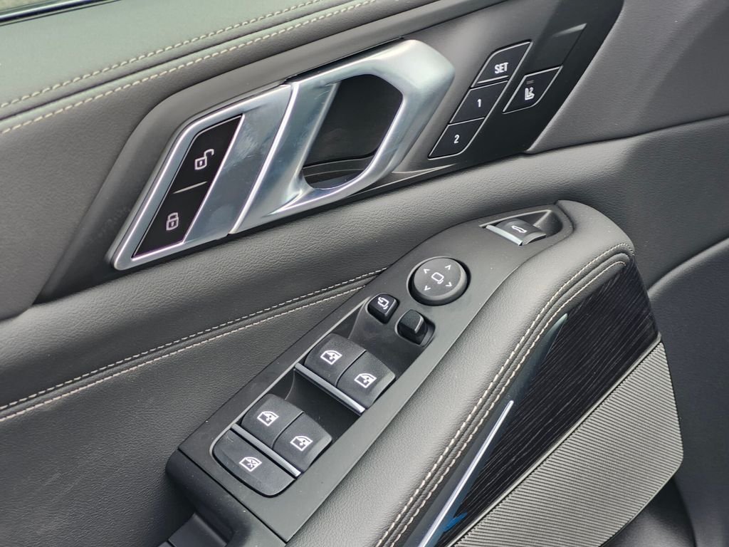 New 2026 Black BMW xDrive40i image 16