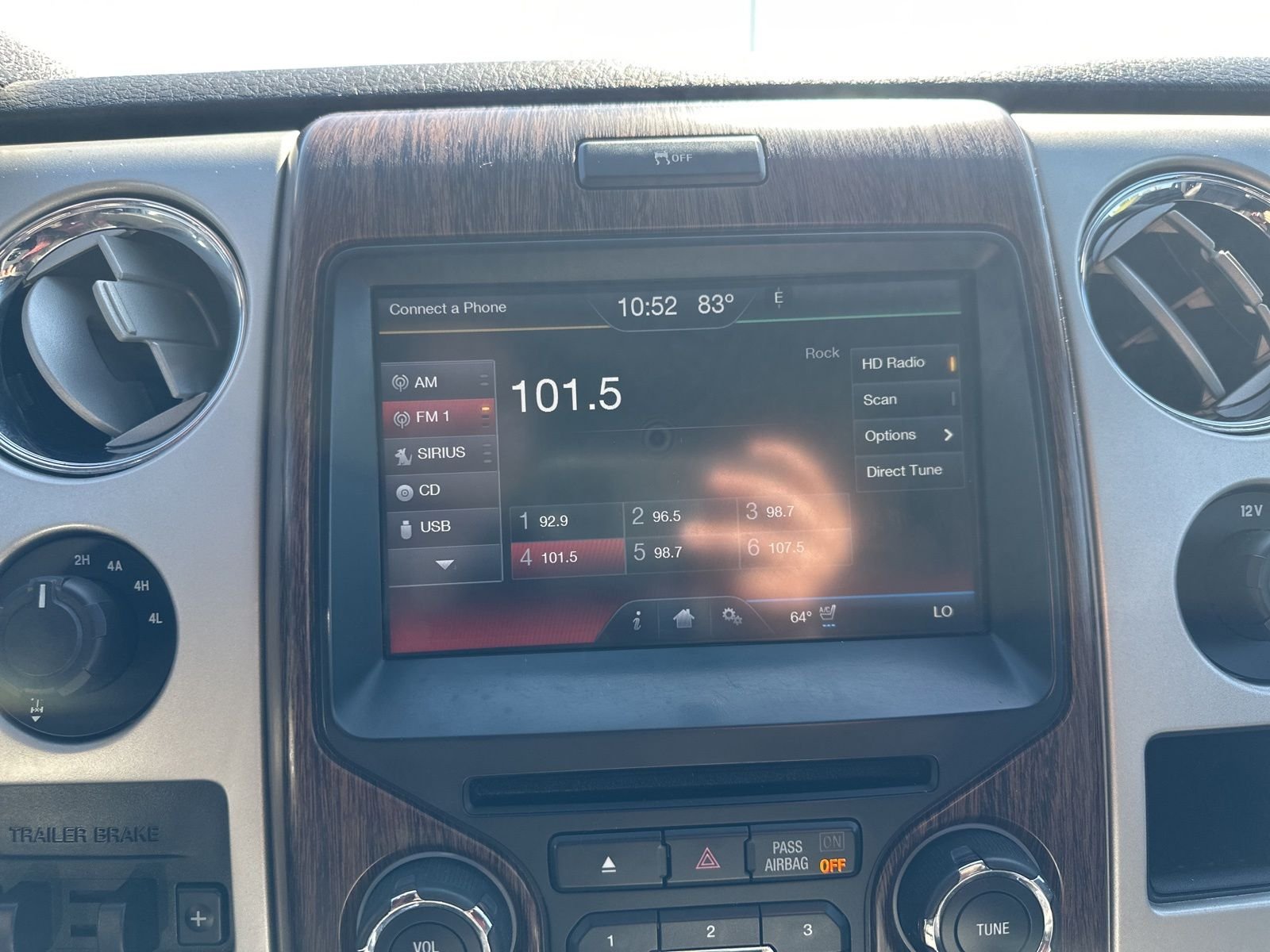 Used 2014 White Ford Lariat image 53