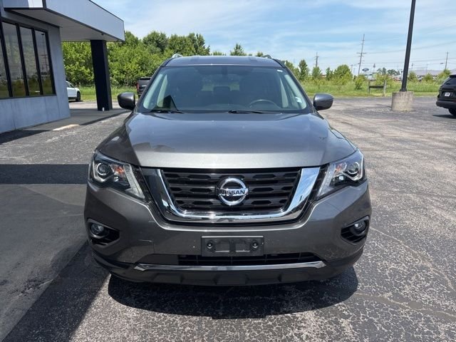 Used 2019 Gray Nissan SV image 6