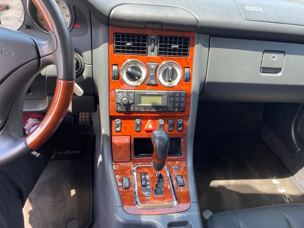 Used 2003 Red Mercedes-Benz SLK 320 image 13