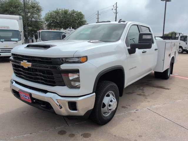 New 2026 Summit White Chevrolet Work Truck image 23
