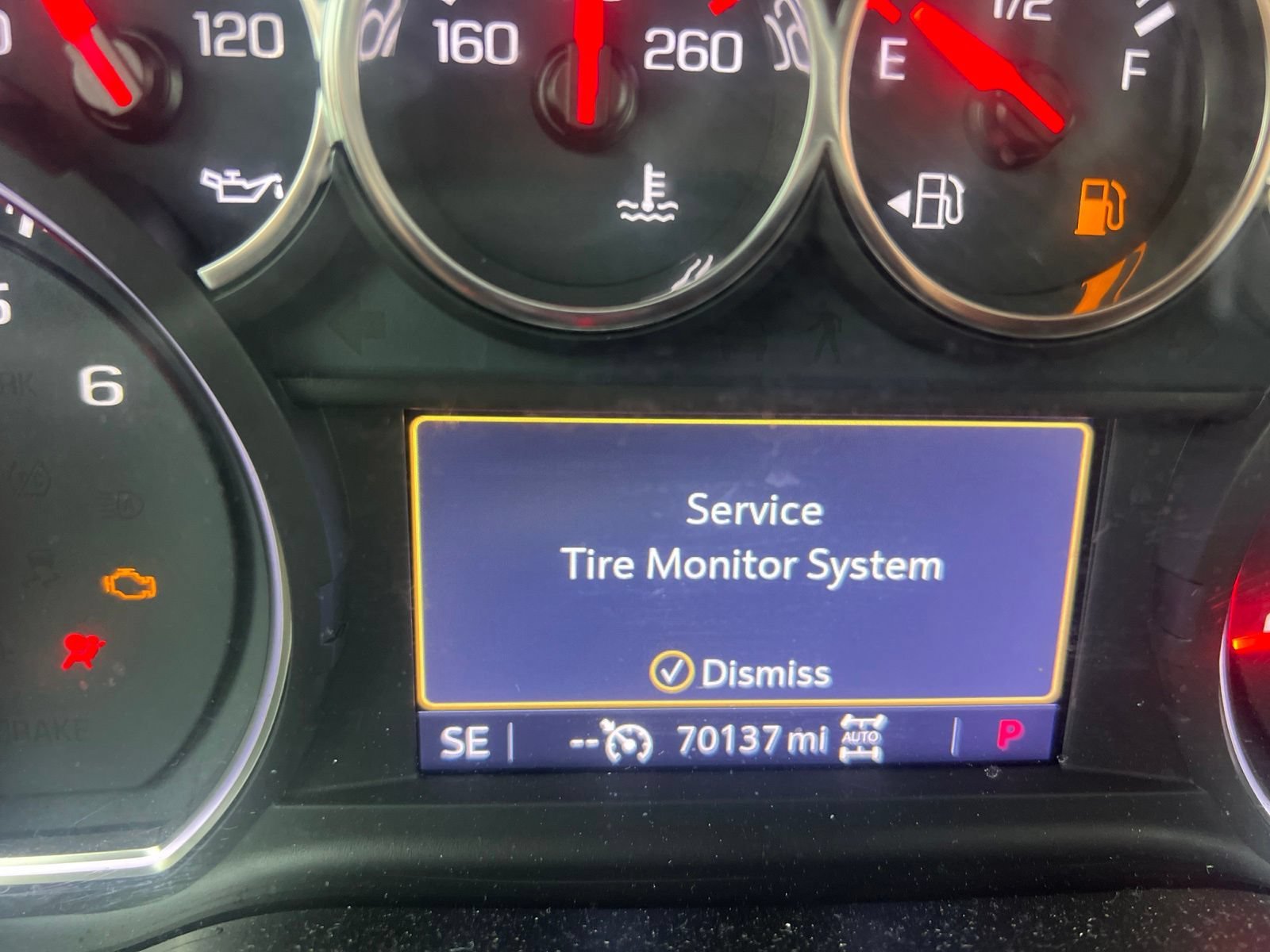 Used 2020 SHADOW GRAY METALLIC Chevrolet RST image 6