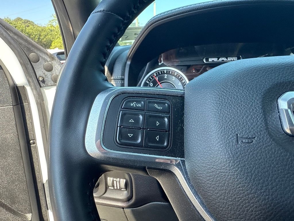 Used 2022 White Ram Laramie image 10