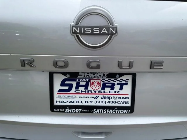 Used 2024 Silver Nissan S image 14