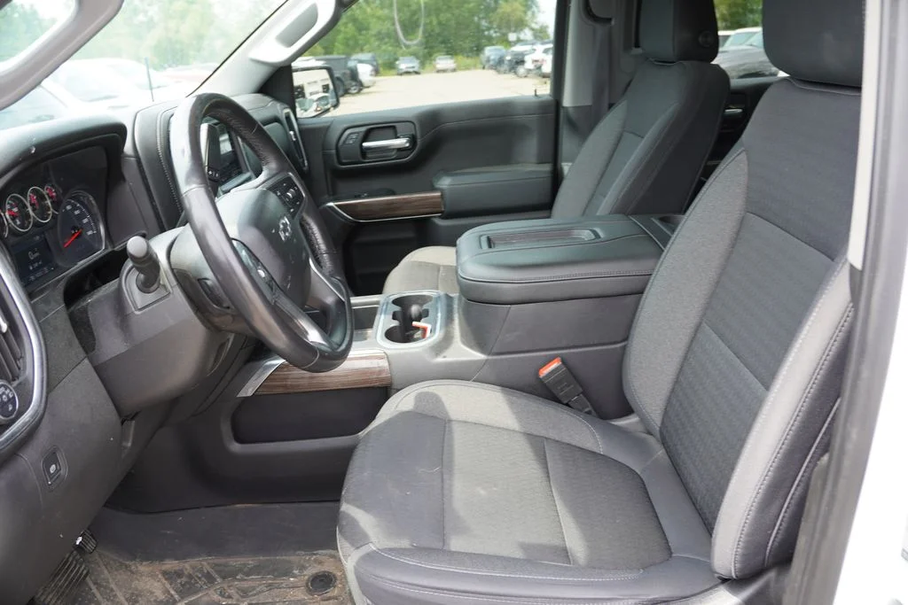 Used 2019 Summit White Chevrolet LT Trail Boss image 4
