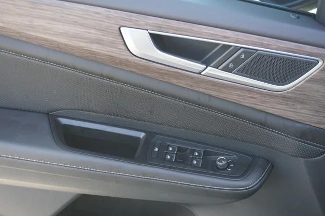 2024 Volkswagen Atlas SEL - Photo 17