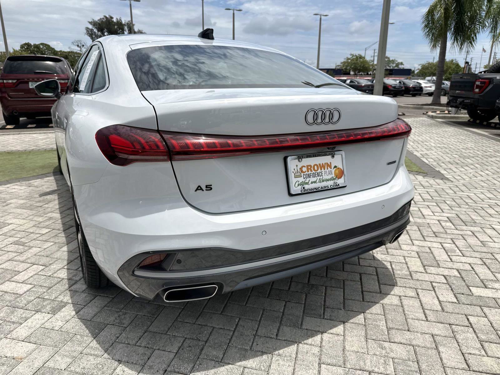 Used 2025 Glacier White Metallic Audi 2.0T Premium Plus image 9