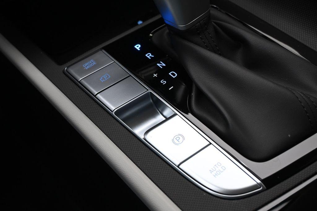 New 2026 Fluid Metal Hyundai Limited image 32