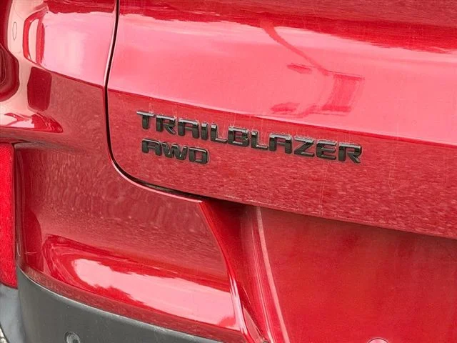 Used 2021 Red Chevrolet RS image 15