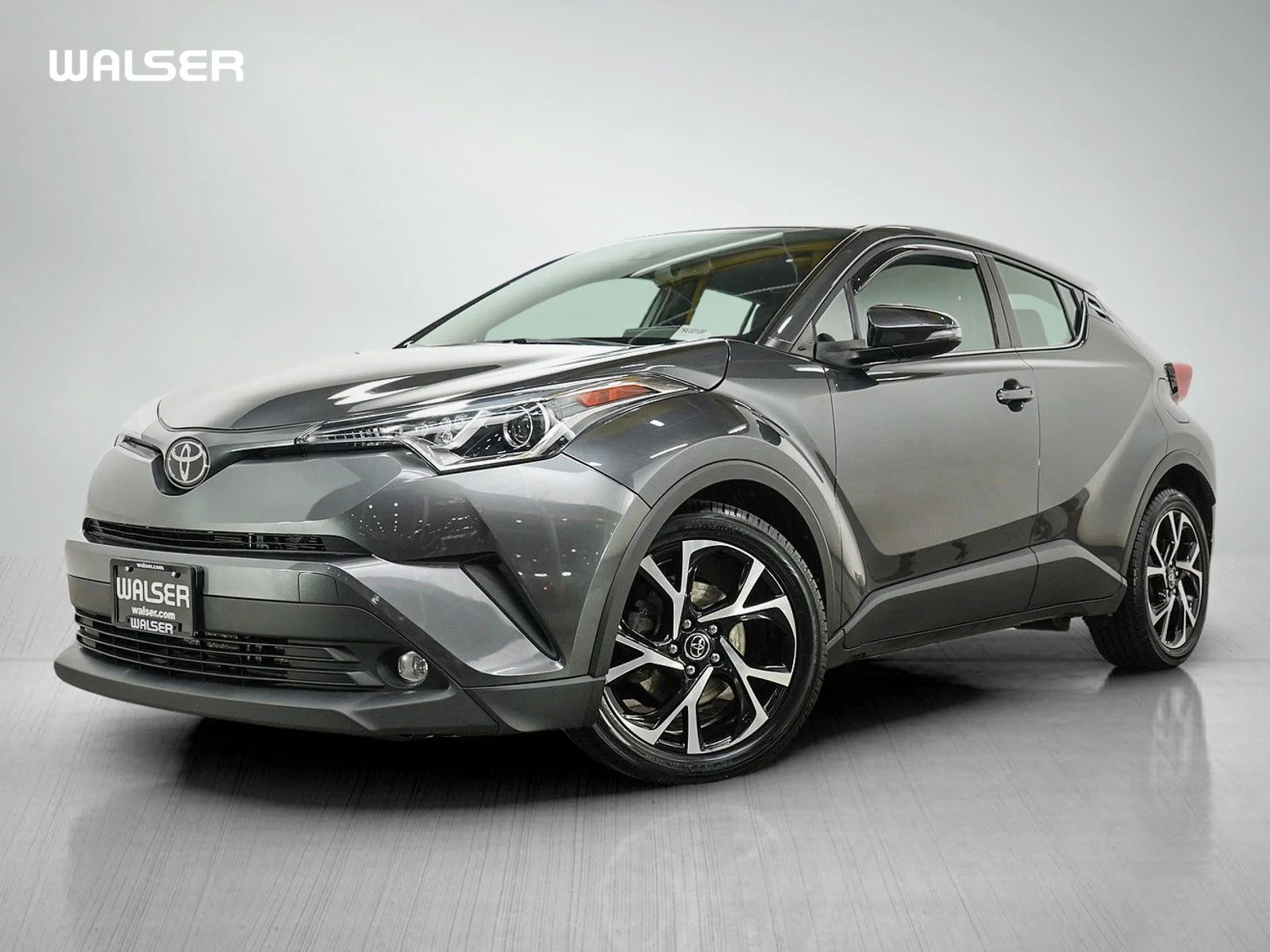 2019 Toyota C-HR Limited's photo