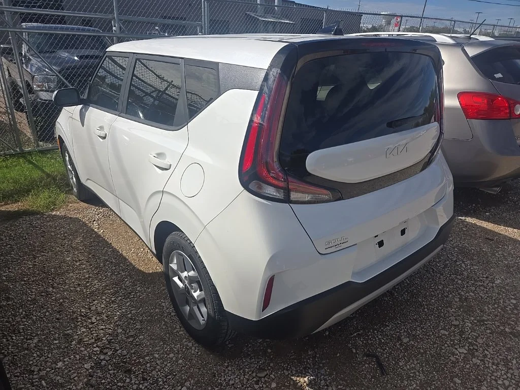 Used 2024 White Kia LX image 3
