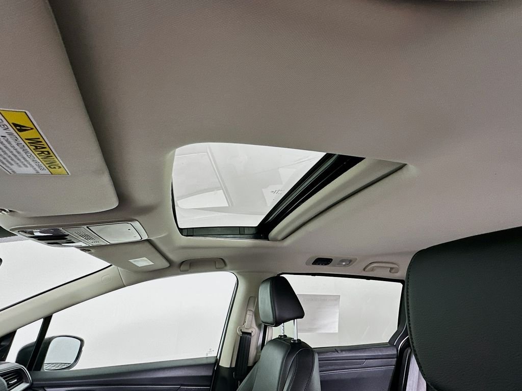New 2026 Platinum White Pearl Honda EX-L image 21