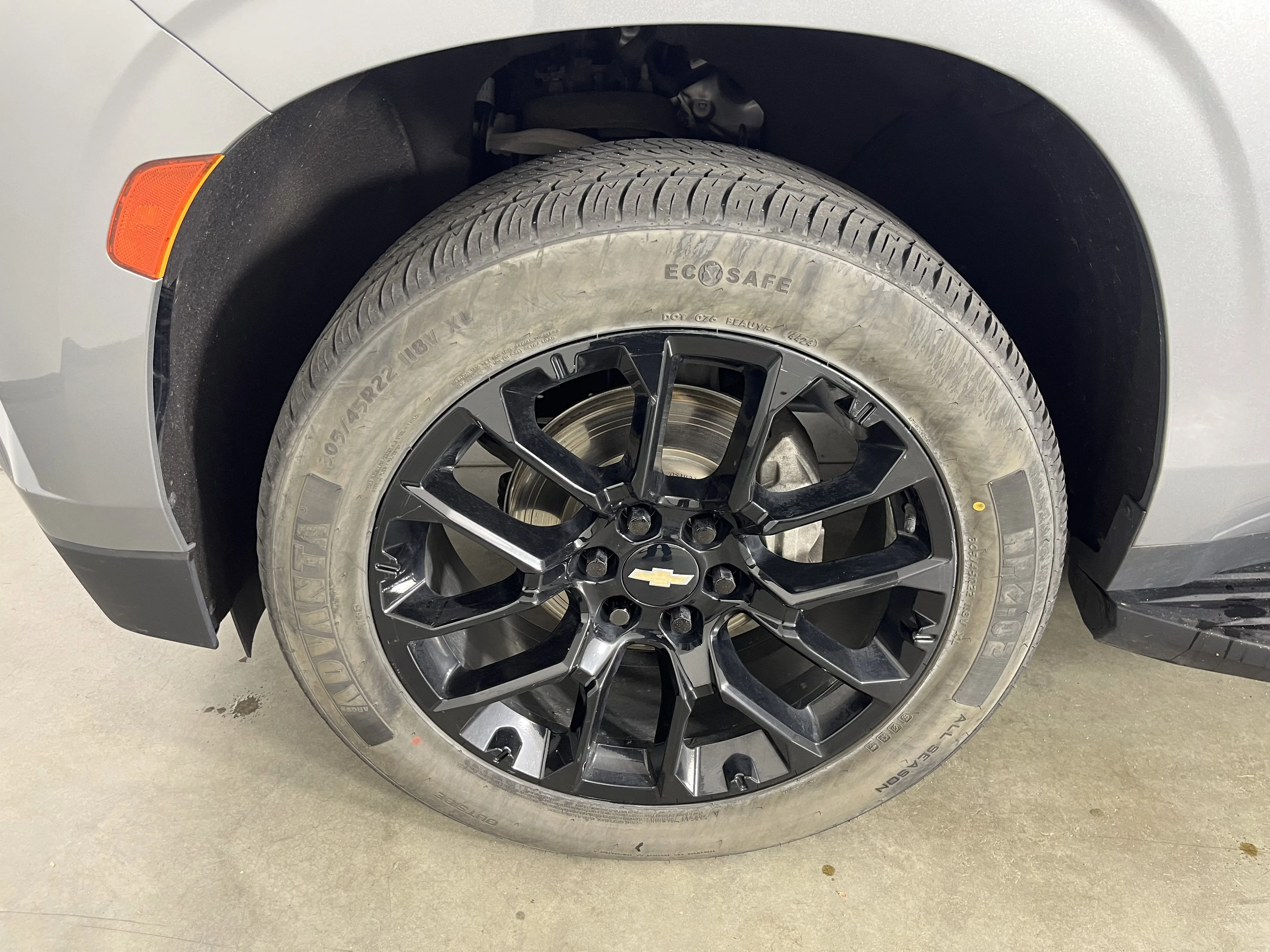 Used 2023 Sterling Gray Metallic Chevrolet LT image 25