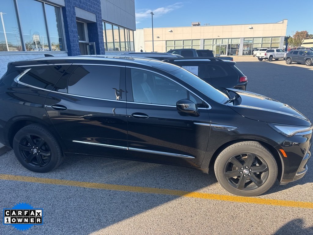 2024 Buick Enclave Essence photo 4